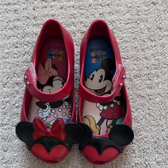 Mini Melissa Mickey/ Minnie Shoes - Picture 2 of 3